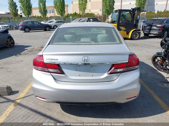 Honda Civic 2015 2HGFB2F46FH061269 Image 17