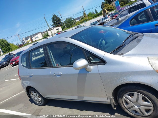 2007 Honda Fit მანქანა იყიდება აუქციონზე, vin: JHMGD384X7S805559, აუქციონის ნომერი: 40070611