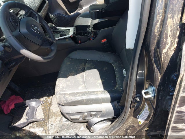 2025 Toyota Rav4 Xle/xle Premium მანქანა იყიდება აუქციონზე, vin: 2T3R1RFV2SC558332, აუქციონის ნომერი: 40071833