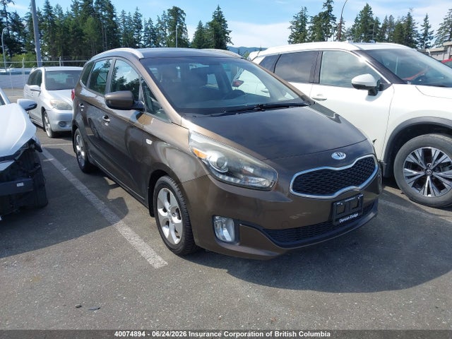 40074894 :رقم المزاد ، KNAHT8A30E7045307 vin ، 2014 Kia Rondo مزاد بيع