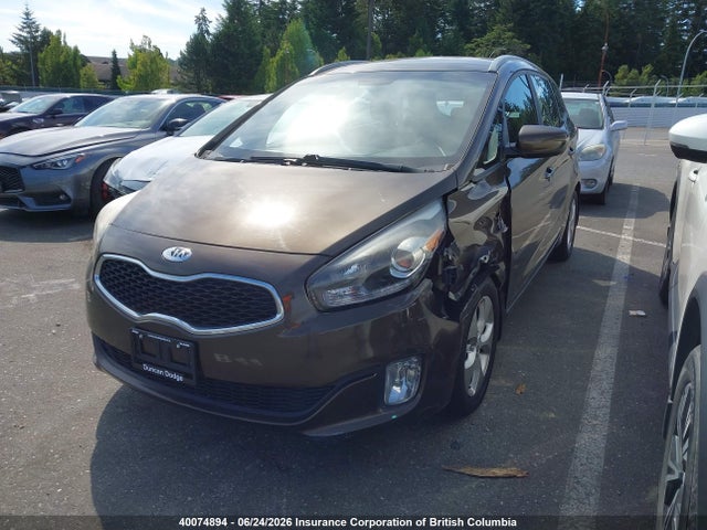 40074894 :رقم المزاد ، KNAHT8A30E7045307 vin ، 2014 Kia Rondo مزاد بيع