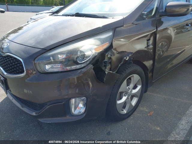 40074894 :رقم المزاد ، KNAHT8A30E7045307 vin ، 2014 Kia Rondo مزاد بيع