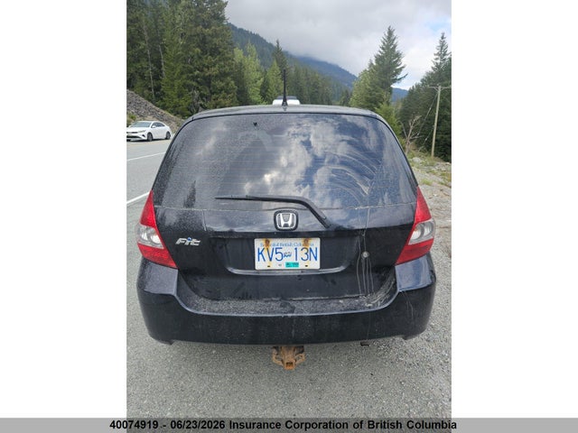 2008 Honda Fit მანქანა იყიდება აუქციონზე, vin: JHMGD374X8S812398, აუქციონის ნომერი: 40074919