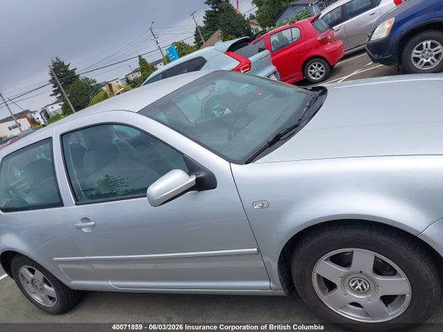 40071859 :رقم المزاد ، 9BWBT21J114060341 vin ، 2001 Volkswagen Golf Gl مزاد بيع