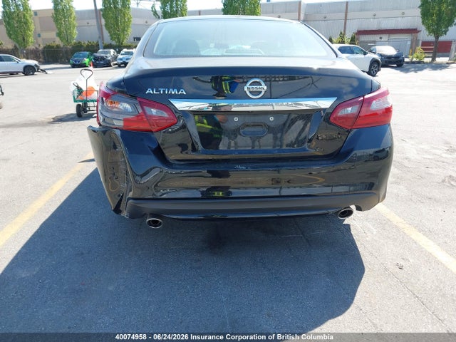 40074958 :رقم المزاد ، 1N4AL3APXJC221605 vin ، 2018 Nissan Altima 2.5 S/2.5 Sl Tech/2.5 Sv مزاد بيع