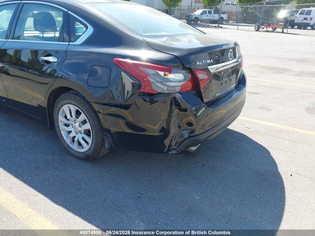 40074958 :رقم المزاد ، 1N4AL3APXJC221605 vin ، 2018 Nissan Altima 2.5 S/2.5 Sl Tech/2.5 Sv مزاد بيع