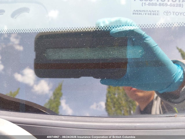 40074967 :رقم المزاد ، JTEHF21AX10039888 vin ، 2001 Toyota Highlander مزاد بيع