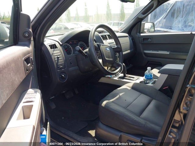 40071304 :رقم المزاد ، 1FMCU9D77AKD36002 vin ، 2010 Ford Escape Xlt مزاد بيع
