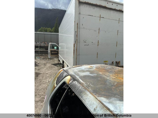 Ford F550 Super Duty 2014 1FDUF5HY1EEA99151 Image 3