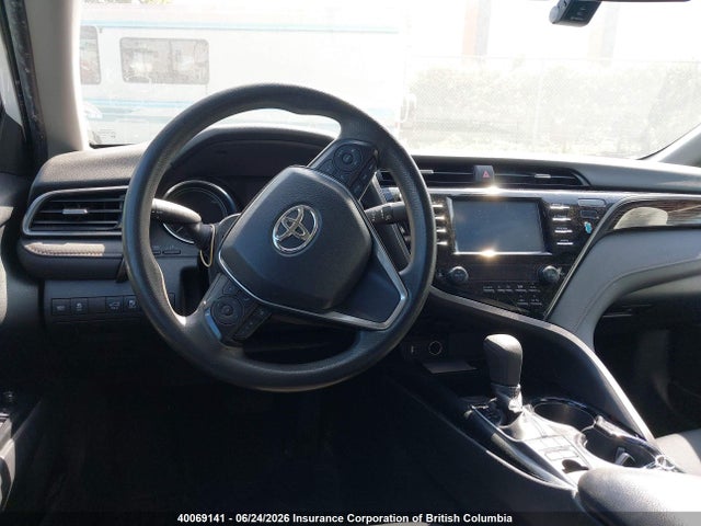 2019 Toyota Camry Le მანქანა იყიდება აუქციონზე, vin: 4T1B31HK6KU515748, აუქციონის ნომერი: 40069141