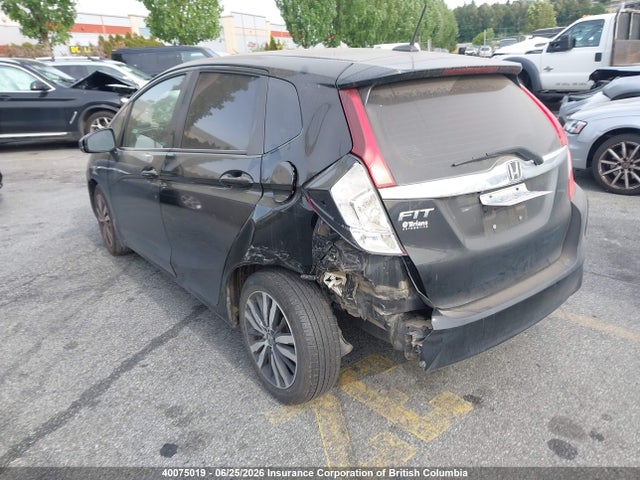 2016 Honda Fit მანქანა იყიდება აუქციონზე, vin: 3HGGK5H88GM107581, აუქციონის ნომერი: 40075019