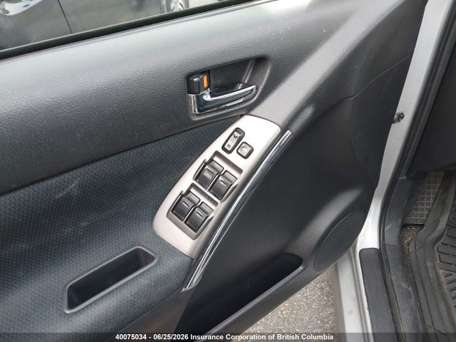 40075034 :رقم المزاد ، 2T1KR32E07C663562 vin ، 2007 Toyota Corolla Matrix Xr مزاد بيع