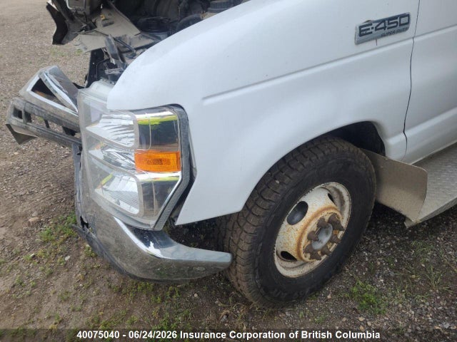 2014 Ford Econoline E450 Super Duty Cutwy Van მანქანა იყიდება აუქციონზე, vin: 1FDXE4FS2EDB02833, აუქციონის ნომერი: 40075040