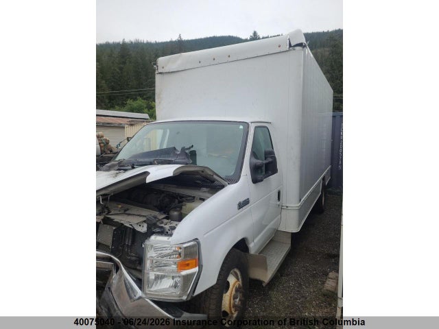 2014 Ford Econoline E450 Super Duty Cutwy Van მანქანა იყიდება აუქციონზე, vin: 1FDXE4FS2EDB02833, აუქციონის ნომერი: 40075040