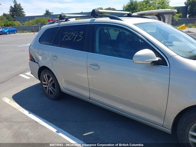 40075043 :رقم المزاد ، 3VWPL7AJ3CM643818 vin ، 2012 Volkswagen Golf مزاد بيع