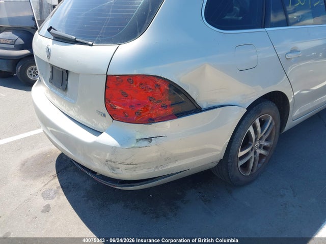 40075043 :رقم المزاد ، 3VWPL7AJ3CM643818 vin ، 2012 Volkswagen Golf مزاد بيع