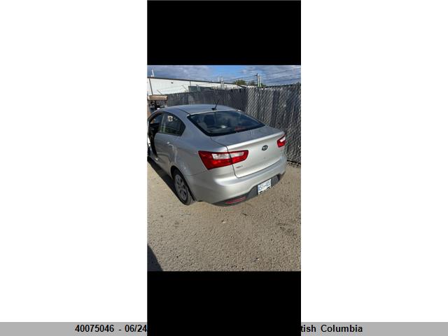 40075046 :رقم المزاد ، KNADM4A35D6317617 vin ، 2013 Kia Rio مزاد بيع