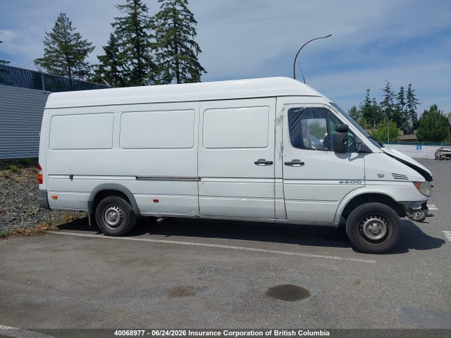 40068977 :رقم المزاد ، WD0BD744365890323 vin ، 2006 Dodge Sprinter 2500 مزاد بيع