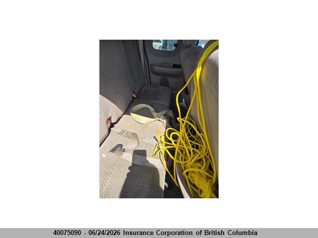 40075090 :رقم المزاد ، 2FTPX18LX2CA93698 vin ، 2002 Ford F150 مزاد بيع