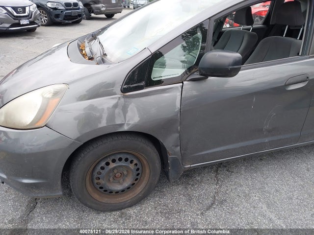 2011 Honda Fit მანქანა იყიდება აუქციონზე, vin: JHMGE8G3XBC800156, აუქციონის ნომერი: 40075121