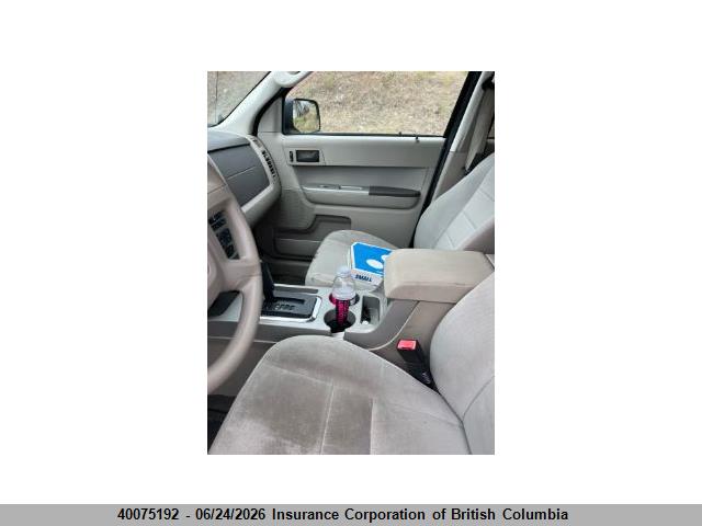 2010 Ford Escape Xlt მანქანა იყიდება აუქციონზე, vin: 1FMCU9DG5AKC86541, აუქციონის ნომერი: 40075192