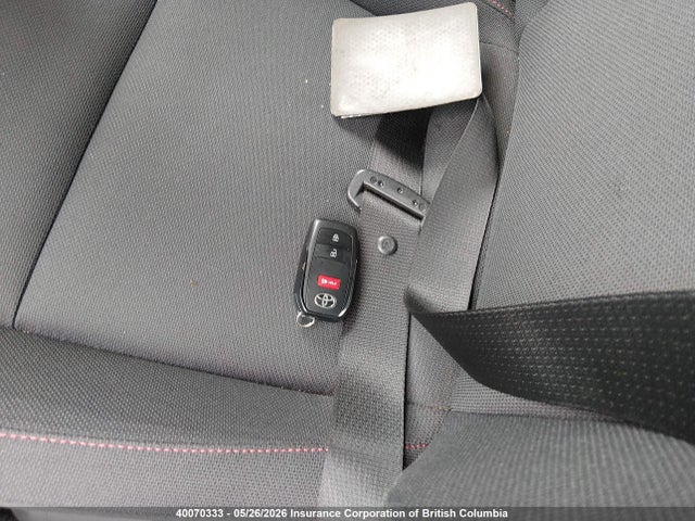 2026 Toyota Prius Se/xse/xse Premium/night Shade მანქანა იყიდება აუქციონზე, vin: JTDACACU3T3073334, აუქციონის ნომერი: 40070333