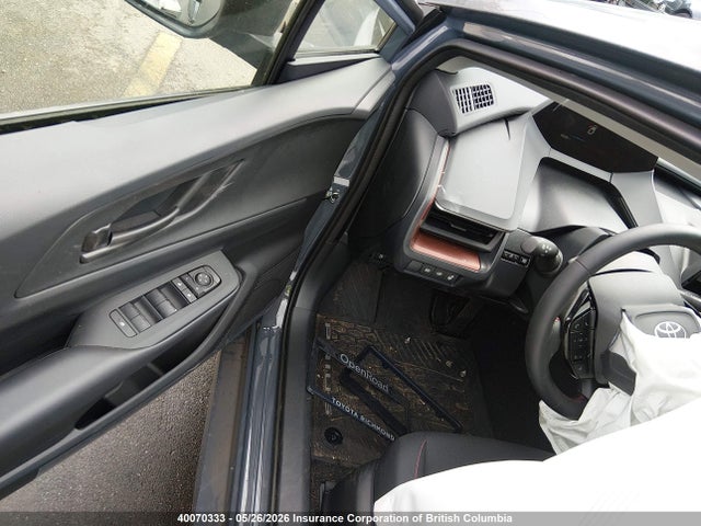2026 Toyota Prius Se/xse/xse Premium/night Shade მანქანა იყიდება აუქციონზე, vin: JTDACACU3T3073334, აუქციონის ნომერი: 40070333