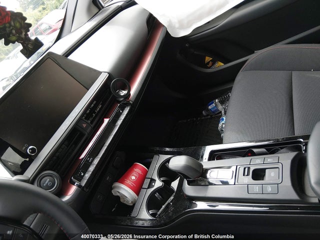 2026 Toyota Prius Se/xse/xse Premium/night Shade მანქანა იყიდება აუქციონზე, vin: JTDACACU3T3073334, აუქციონის ნომერი: 40070333