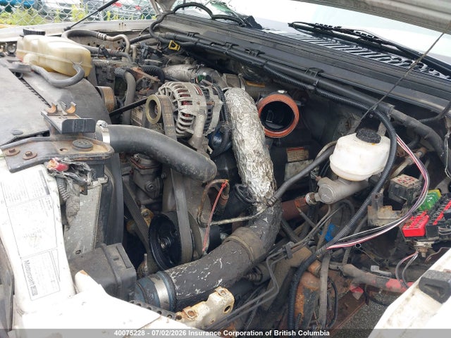 40075228 :رقم المزاد ، 1FTSX31FX1EB26413 vin ، 2001 Ford F350 مزاد بيع