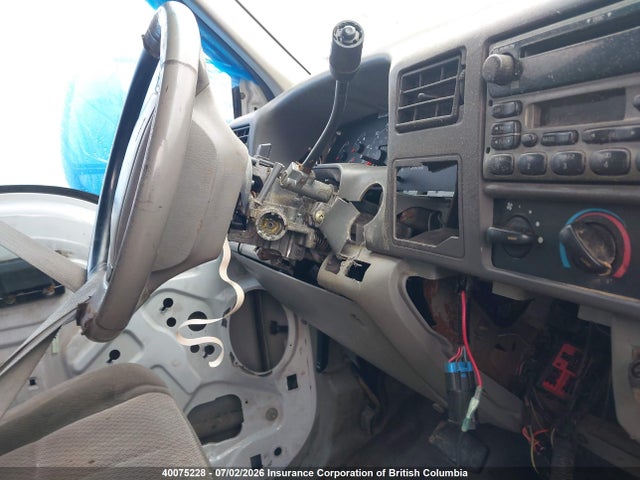 40075228 :رقم المزاد ، 1FTSX31FX1EB26413 vin ، 2001 Ford F350 مزاد بيع