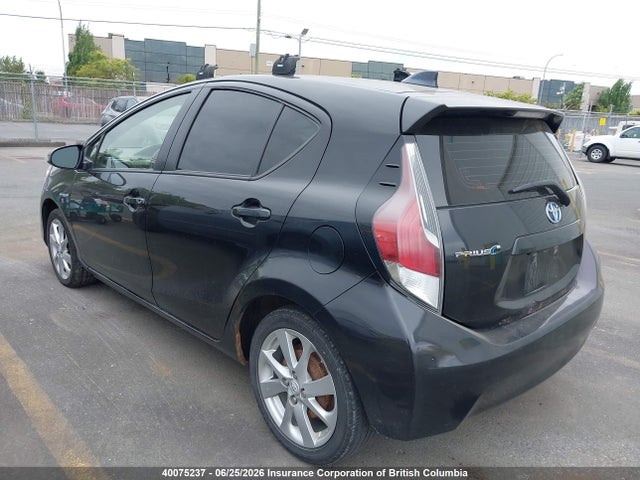40075237 :رقم المزاد ، JTDKDTB30G1125655 vin ، 2016 Toyota Prius مزاد بيع
