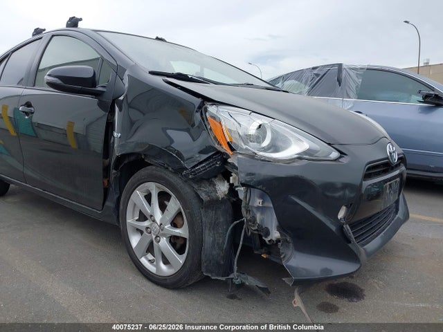 40075237 :رقم المزاد ، JTDKDTB30G1125655 vin ، 2016 Toyota Prius مزاد بيع