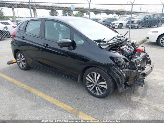2015 Honda Fit მანქანა იყიდება აუქციონზე, vin: 3HGGK5H81FM101796, აუქციონის ნომერი: 40075246