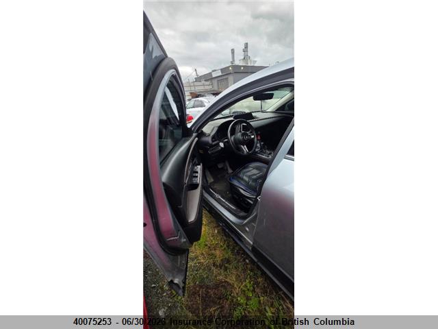 Продаж на аукціоні авто 2022 Mazda Cx-30, vin: 3MVDMBDY9NM418884, номер лоту: 40075253
