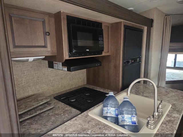 Cruiser Rv Radiance 2015 5RXTF2820F2203915 Image 8
