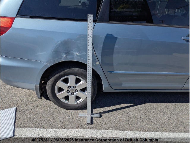40075281 :رقم المزاد ، 5TDZA23C24S043604 vin ، 2004 Toyota Sienna Ce/le مزاد بيع