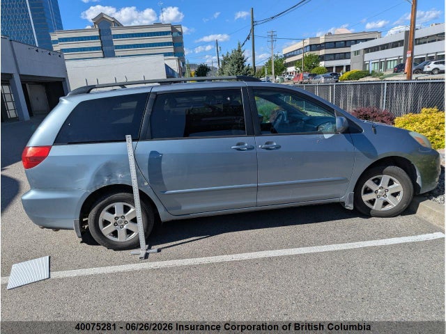 40075281 :رقم المزاد ، 5TDZA23C24S043604 vin ، 2004 Toyota Sienna Ce/le مزاد بيع