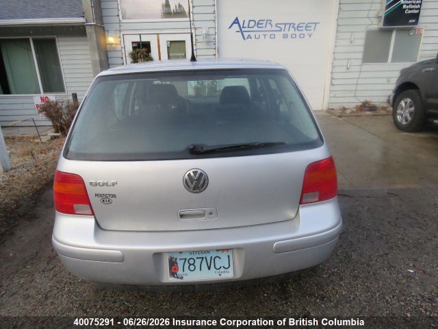 40075291 :رقم المزاد ، 9BWEL61J744035839 vin ، 2004 Volkswagen Golf مزاد بيع