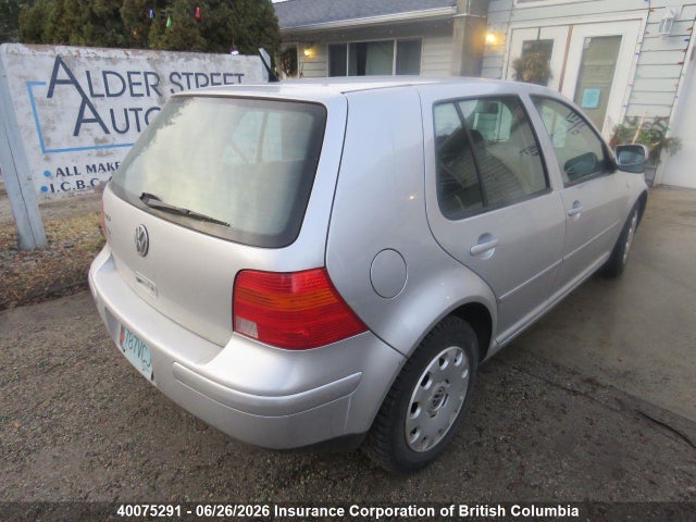 40075291 :رقم المزاد ، 9BWEL61J744035839 vin ، 2004 Volkswagen Golf مزاد بيع