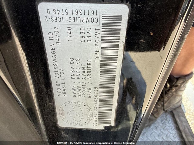 40075311 :رقم المزاد ، 9BWBK21JX24060729 vin ، 2002 Volkswagen Golf مزاد بيع