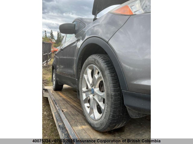 2013 Ford Escape Se მანქანა იყიდება აუქციონზე, vin: 1FMCU9GX8DUB73901, აუქციონის ნომერი: 40075324