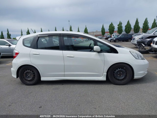 2009 Honda Fit მანქანა იყიდება აუქციონზე, vin: JHMGE875X9S806749, აუქციონის ნომერი: 40075325