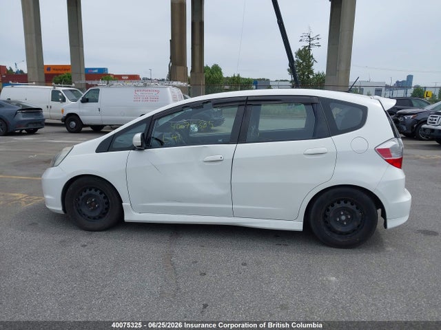 2009 Honda Fit მანქანა იყიდება აუქციონზე, vin: JHMGE875X9S806749, აუქციონის ნომერი: 40075325