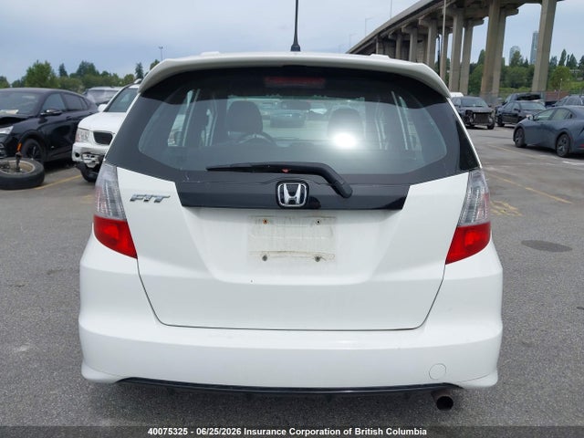 2009 Honda Fit მანქანა იყიდება აუქციონზე, vin: JHMGE875X9S806749, აუქციონის ნომერი: 40075325
