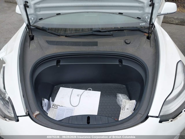 2020 Tesla Model 3 მანქანა იყიდება აუქციონზე, vin: 5YJ3E1EA0LF669977, აუქციონის ნომერი: 40075336