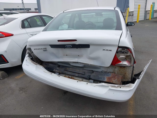 2005 Ford Focus მანქანა იყიდება აუქციონზე, vin: 1FAFP34N05W194892, აუქციონის ნომერი: 40075338