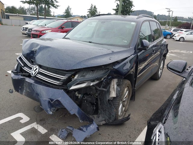 Volkswagen Tiguan Wolfsburg 2017 WVGNV7AX1HK032530 Image 2