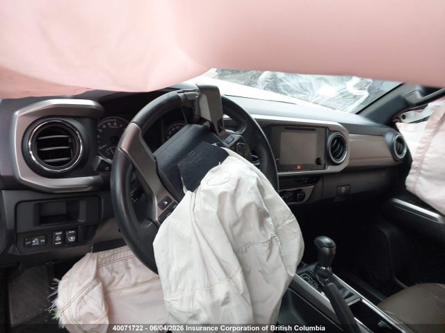40071722 :رقم المزاد ، 5TFHZ5BN1HX021280 vin ، 2017 Toyota Tacoma Double Cab/limited مزاد بيع