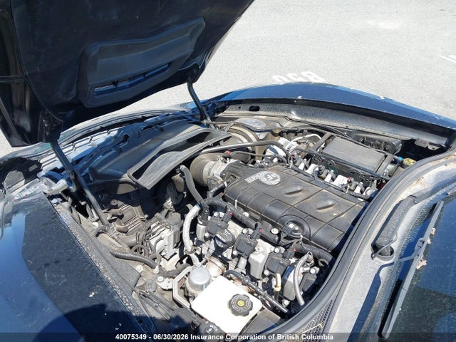 2014 Chevrolet Corvette Stingray 3lt მანქანა იყიდება აუქციონზე, vin: 1G1YE2D71E5128449, აუქციონის ნომერი: 40075349