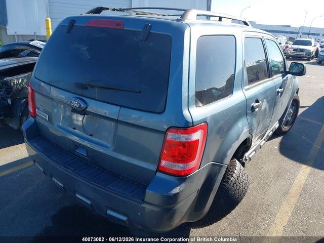 40073002 :رقم المزاد ، 1FMCU0D77BKB56077 vin ، 2011 Ford Escape Xlt مزاد بيع